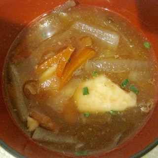 根菜と豆腐の味噌汁